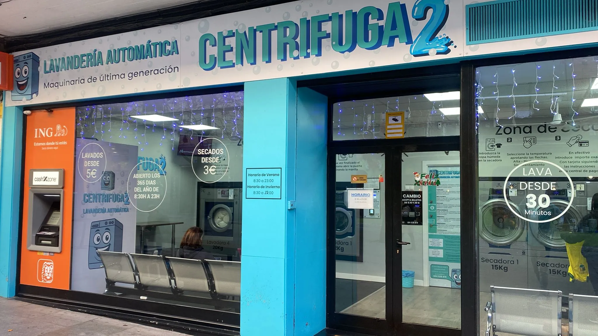 Lavandería CENTRIFUGA2 fachada con cajero ING